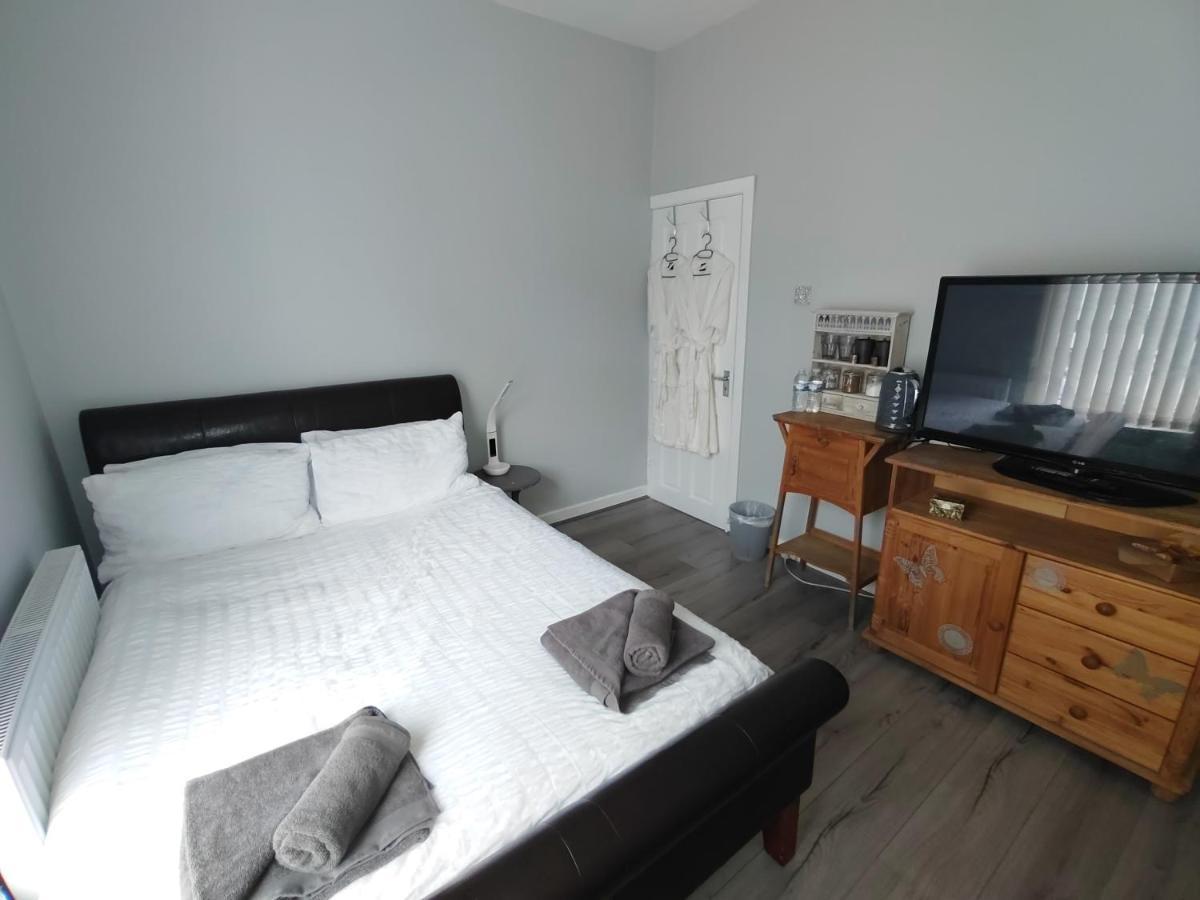 Double Room Close To Efc Lfc Liverpool City Centre Exterior photo