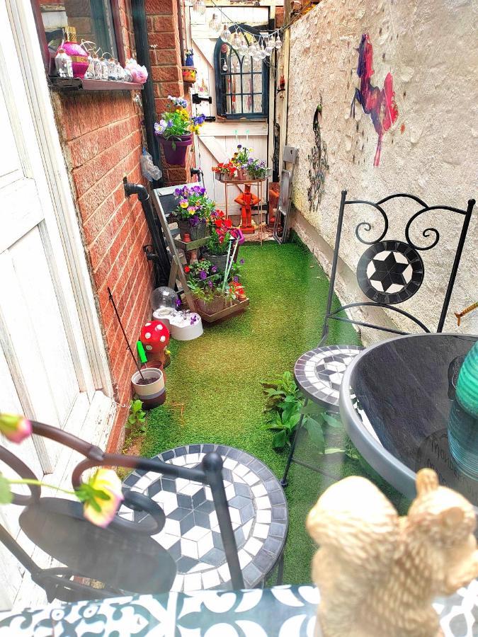 Double Room Close To Efc Lfc Liverpool City Centre Exterior photo